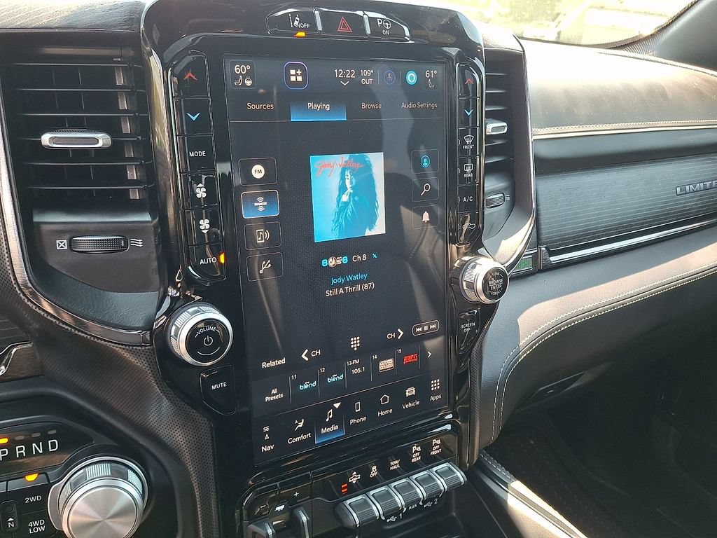 Used 2023 RAM 1500 Limited AWD/4WD image 3