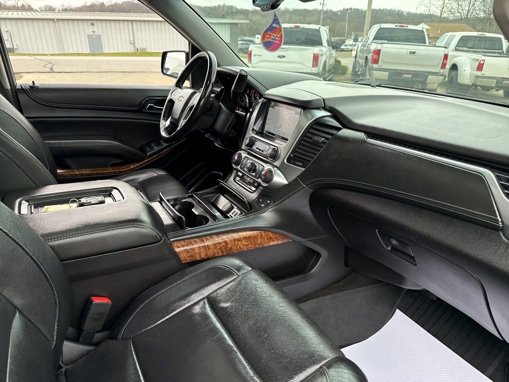 Used 2018 Chevrolet Suburban Premier AWD/4WD image 49