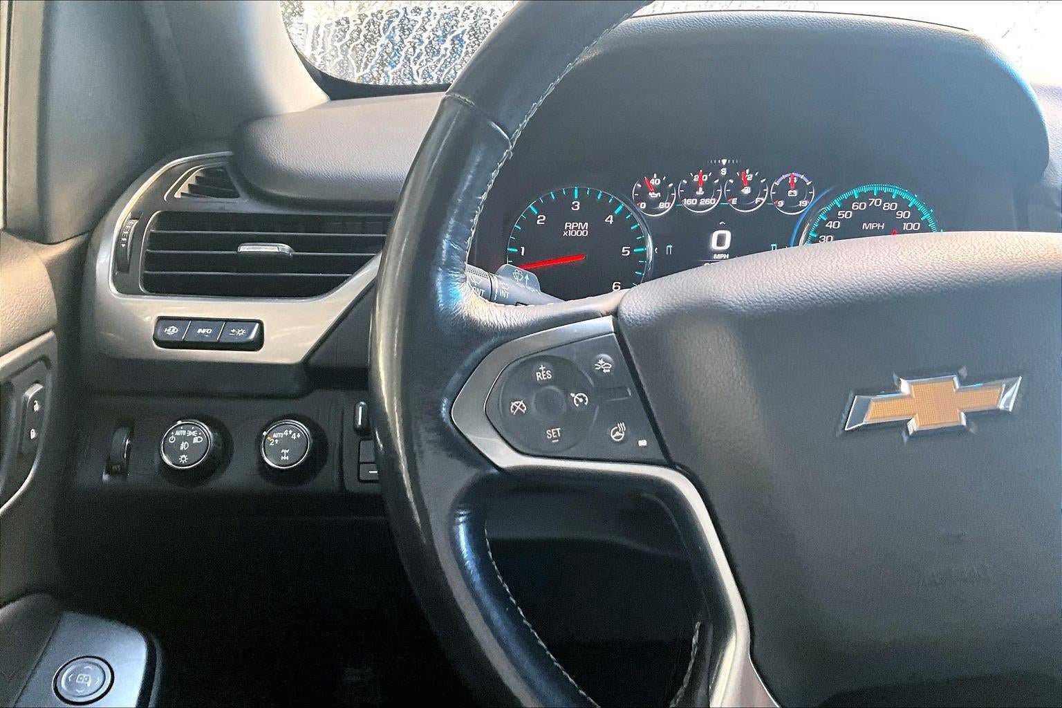 Used 2018 Chevrolet Tahoe Premier AWD/4WD image 16