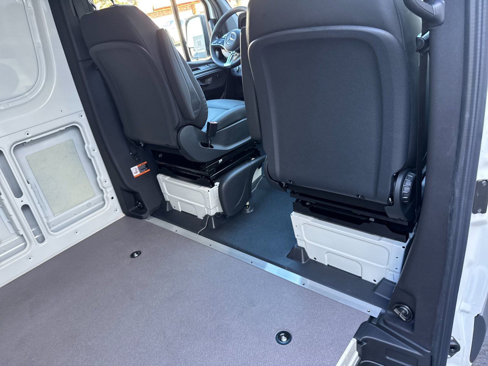 New 2025 Mercedes-Benz Sprinter 2500 image 12