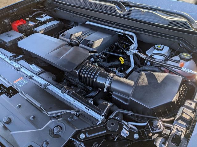 Used 2024 Chevrolet Colorado LT w/ LT Convenience Package II image 38