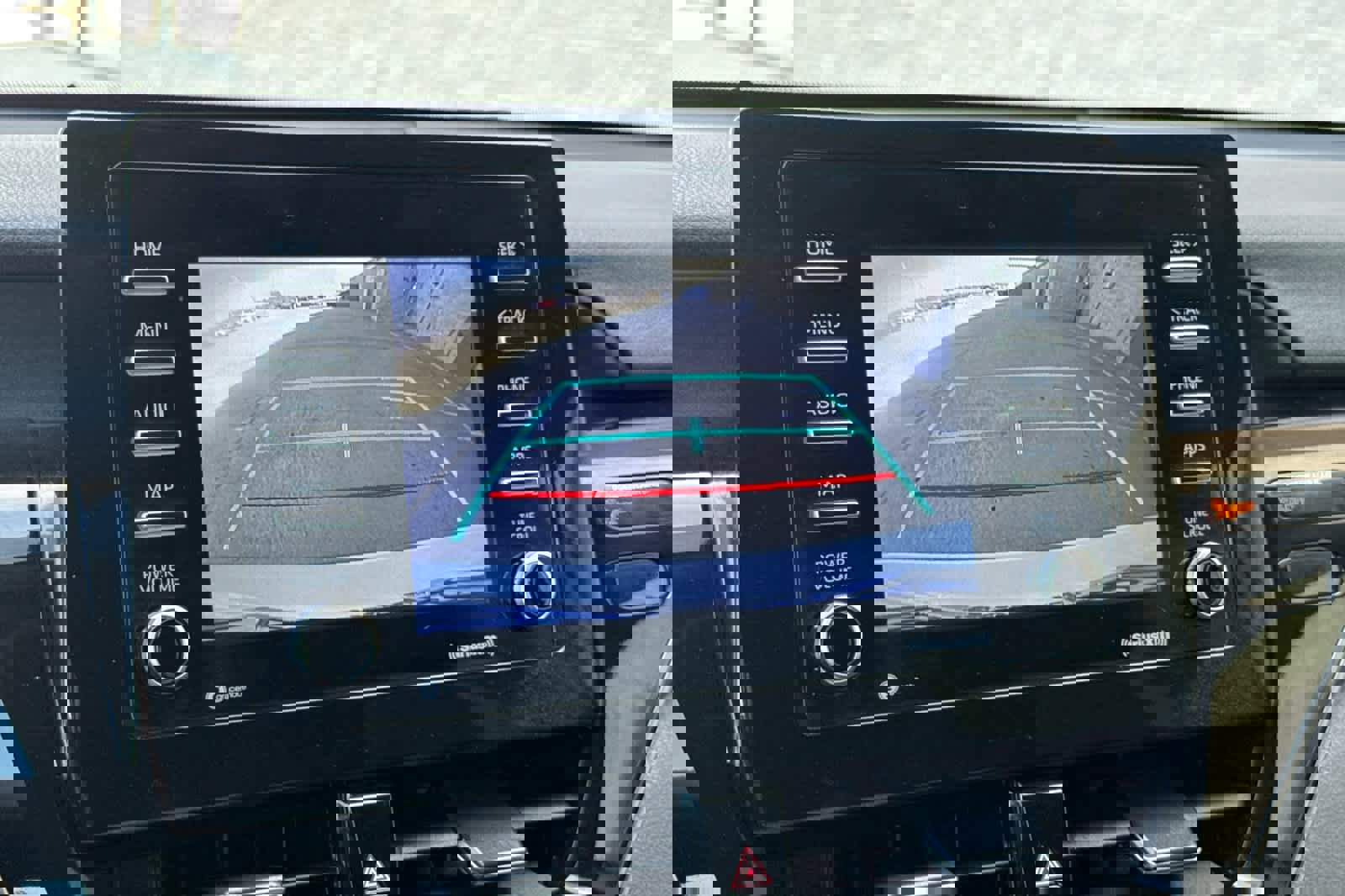 Used 2023 Toyota Camry SE image 17