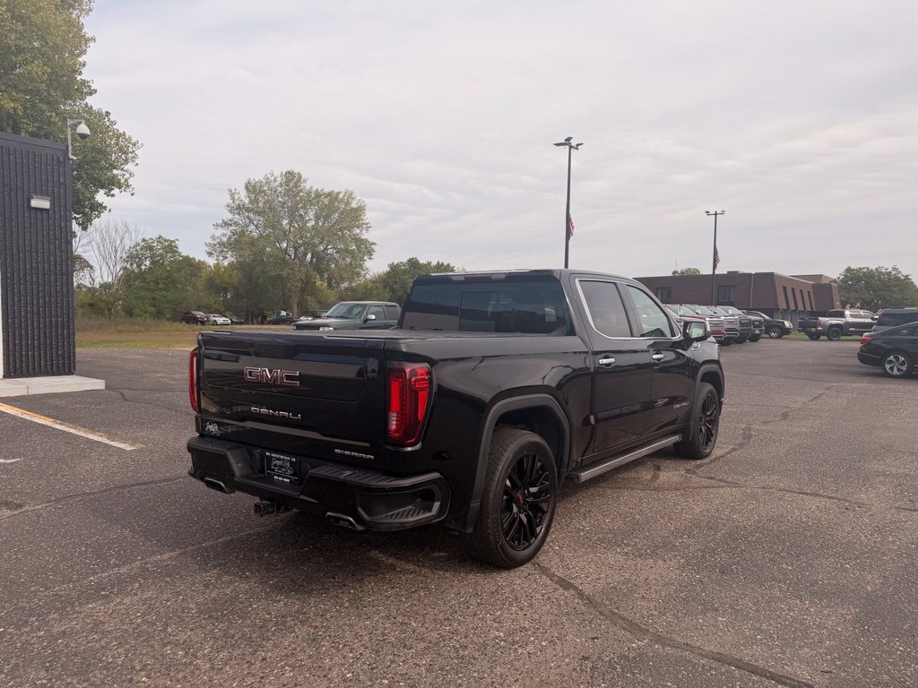 Used 2022 GMC Sierra 1500 Denali w/ Denali Premium Package AWD/4WD image 5