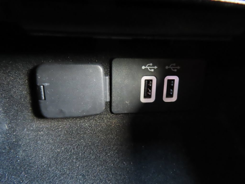 Used 2019 Lincoln MKC Reserve AWD/4WD image 11