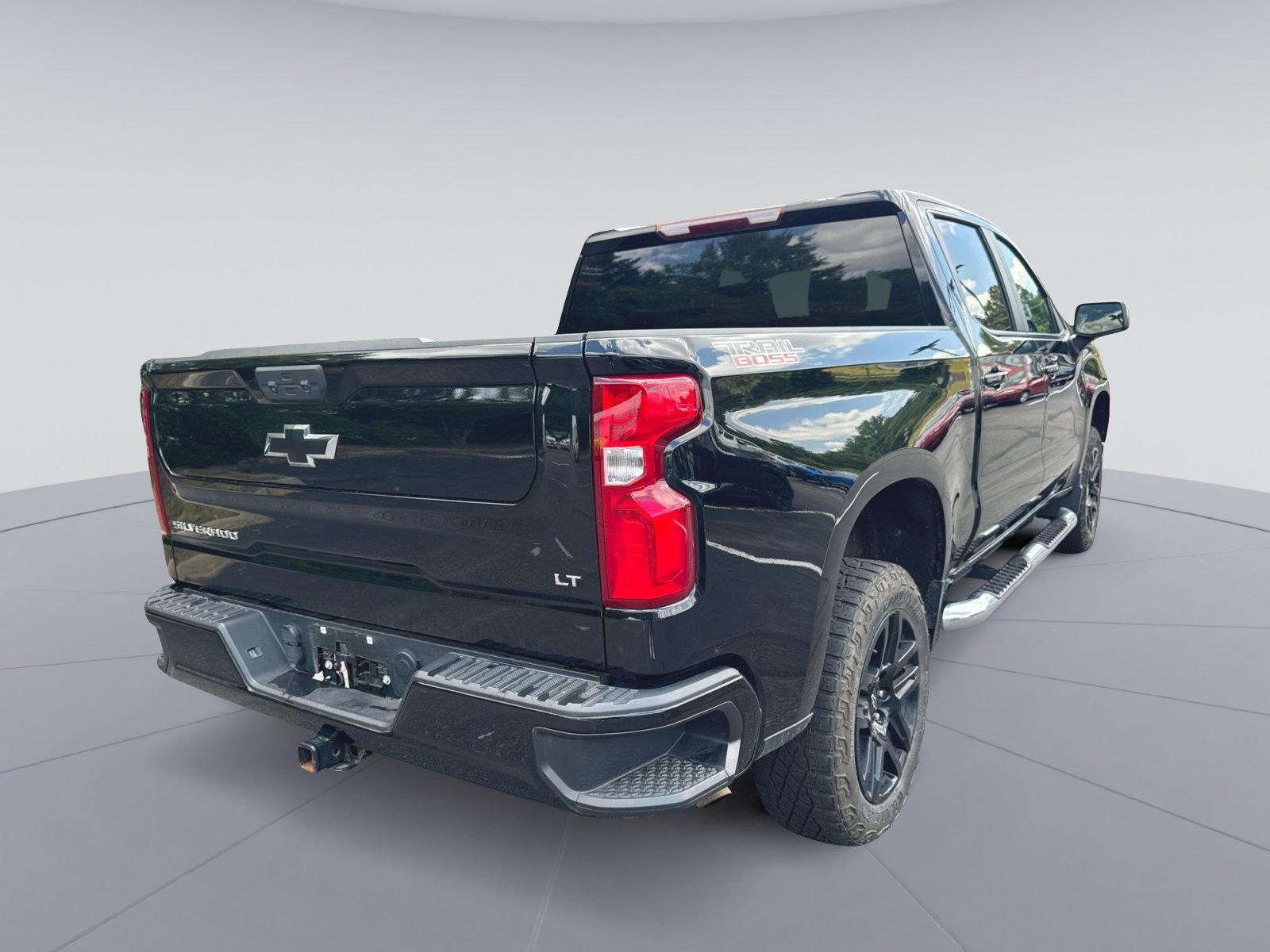Used 2024 Chevrolet Silverado 1500 LT Trail Boss w/ Protection Package AWD/4WD image 28