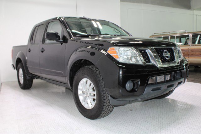 Used 2016 Nissan Frontier SV image 10