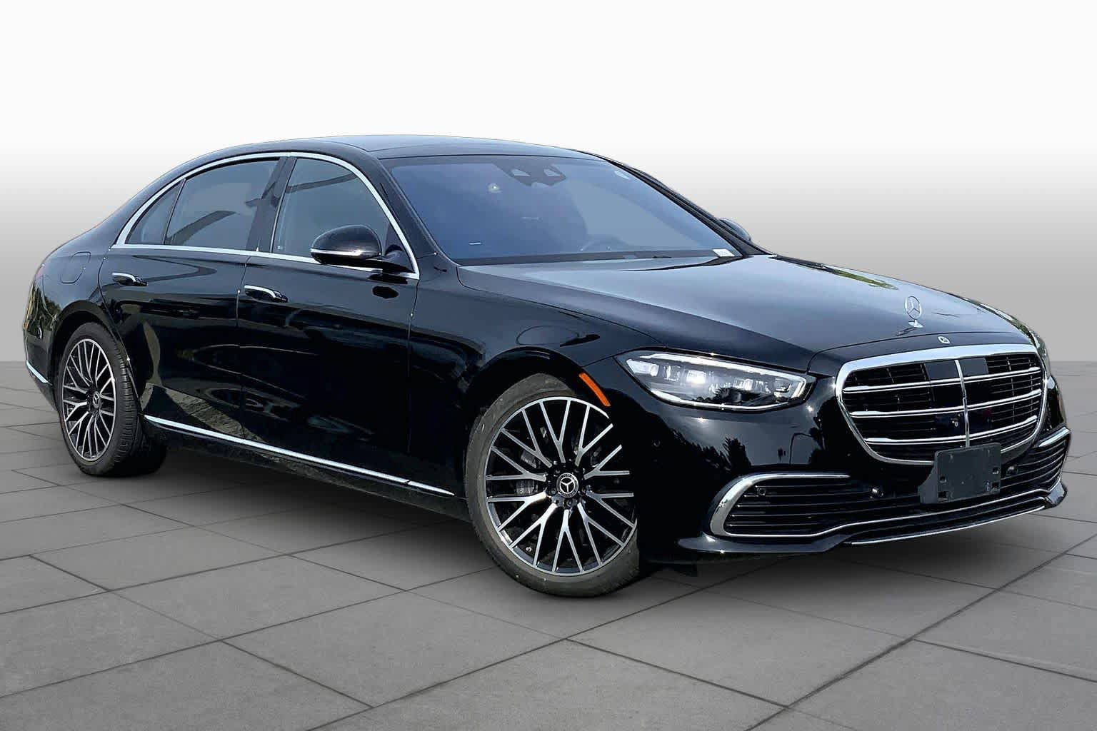 Used 2022 Mercedes-Benz S 580 4MATIC Sedan image 3
