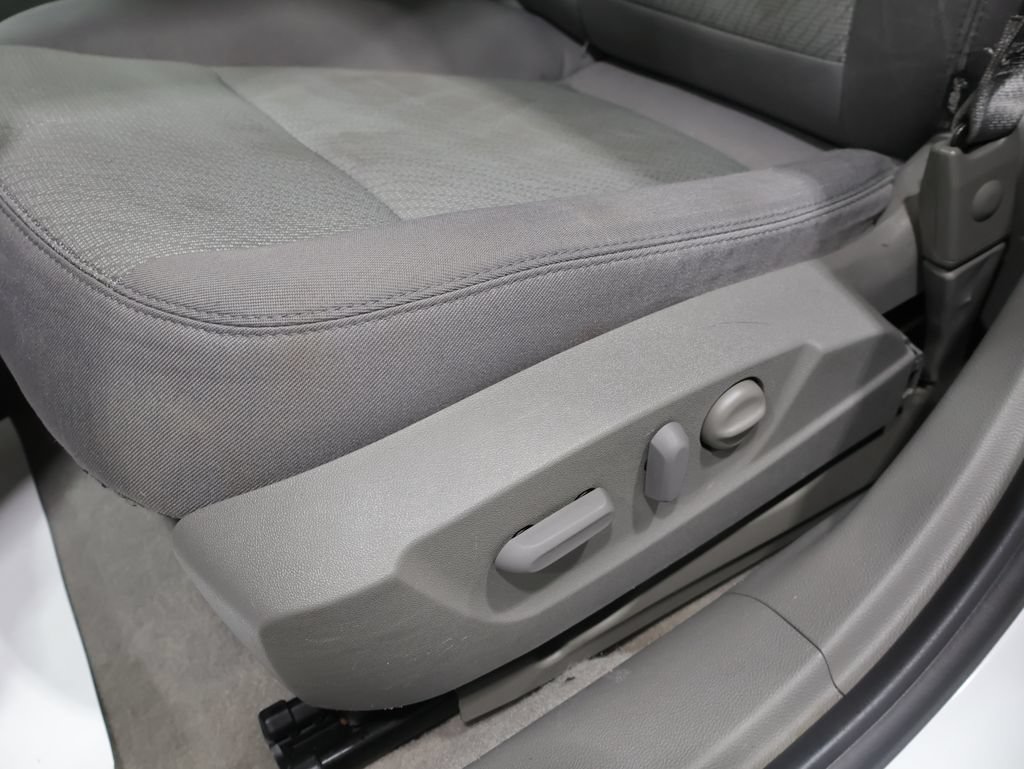 Used 2015 Chevrolet Malibu LS FWD image 11