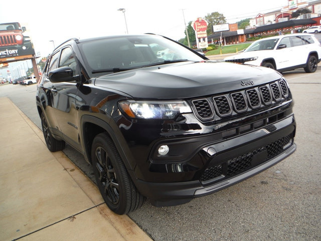 New 2026 Jeep Compass Latitude AWD/4WD image 7