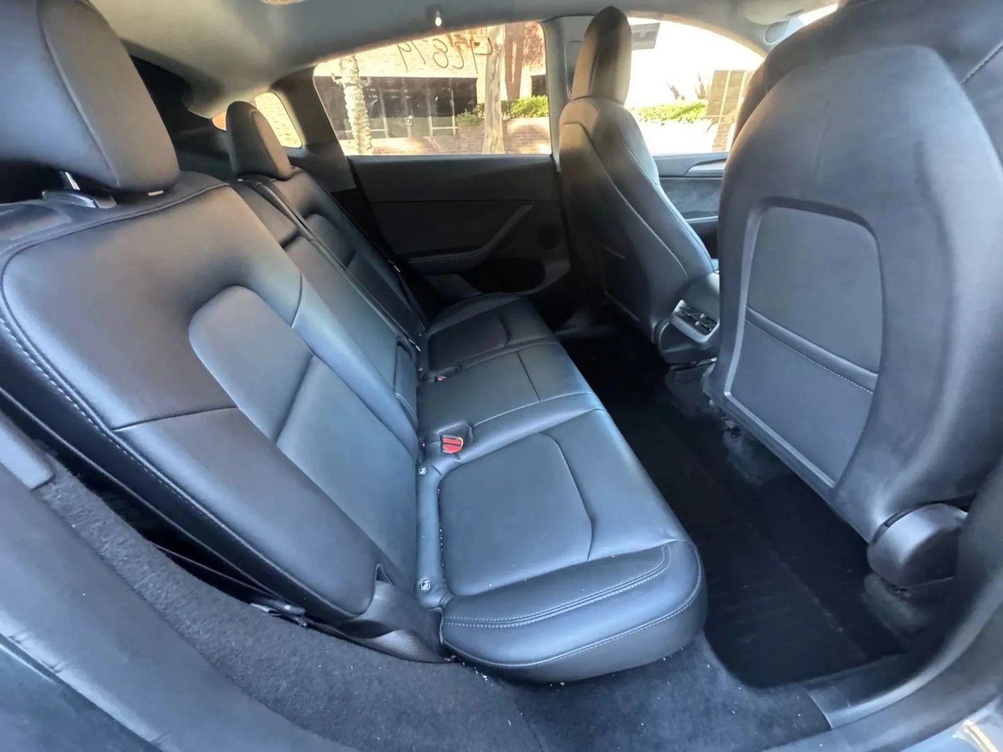 Used 2022 Tesla Model Y Performance AWD/4WD image 12