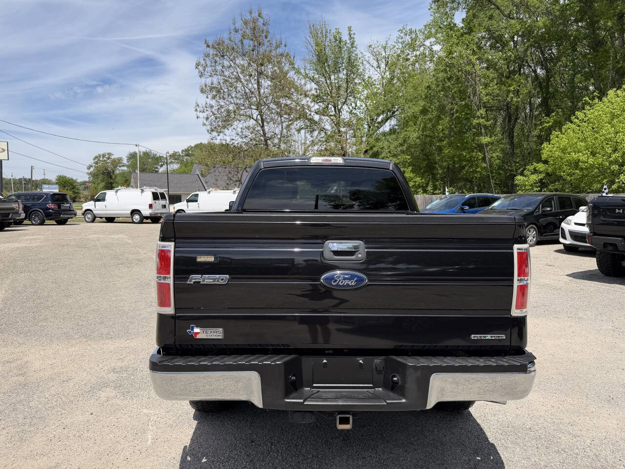 Used 2014 Ford F150 XLT w/ XLT Chrome Package image 4