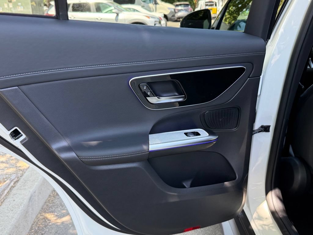 New 2026 Mercedes-Benz GLC 300 4MATIC image 23