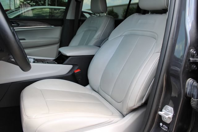 Used 2022 Jeep Grand Cherokee L Overland AWD/4WD image 11
