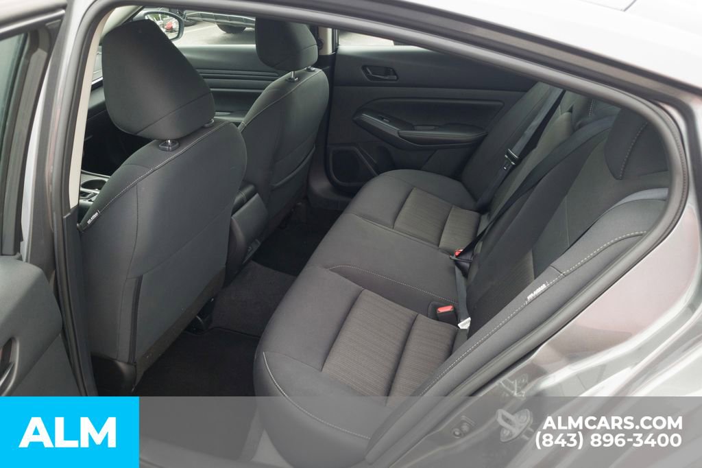 Used 2025 Nissan Altima 2.5 SV FWD image 17