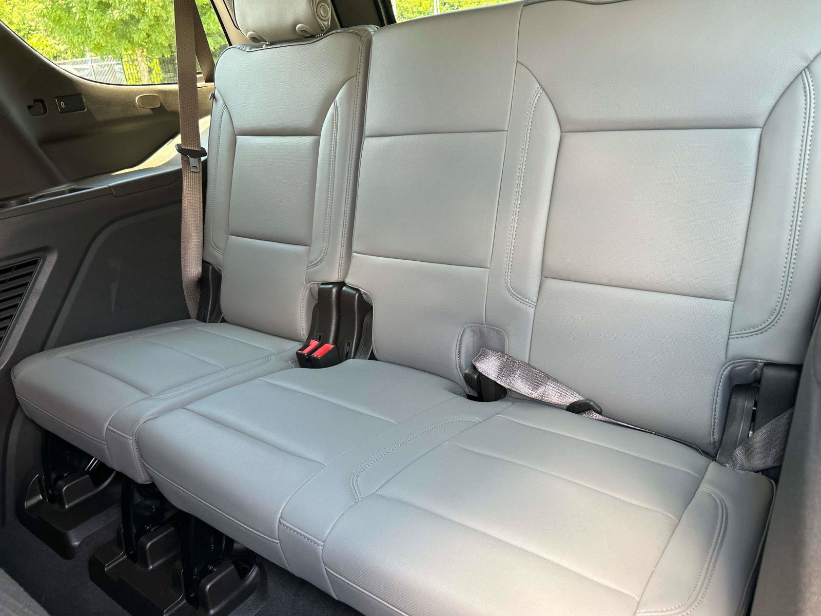 Used 2021 GMC Yukon SLT w/ Rear Media and Nav Package AWD/4WD image 37