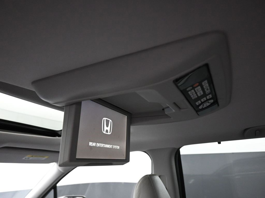 Used 2016 Honda Pilot Touring image 38