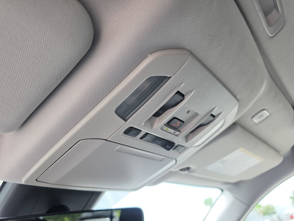 Certified 2026 Toyota Highlander XLE AWD/4WD image 25