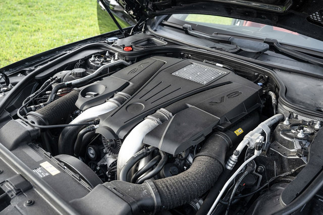 Used 2016 Mercedes-Benz SL 550 image 16