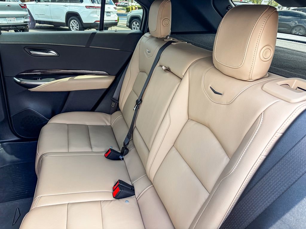 Used 2025 Cadillac XT4 Premium Luxury w/ Cold Weather Package AWD/4WD image 40