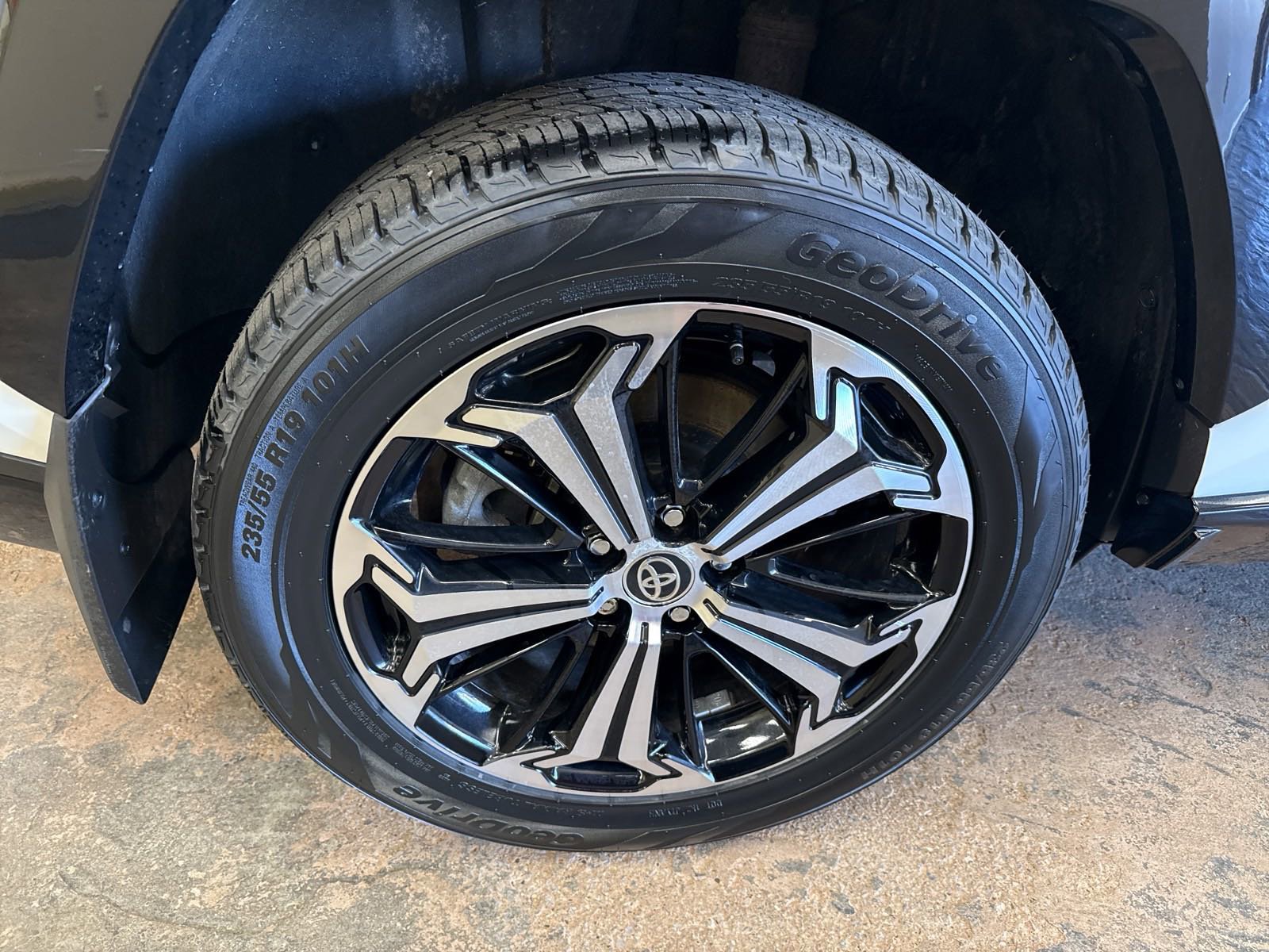 Used 2021 Toyota RAV4 XSE image 12