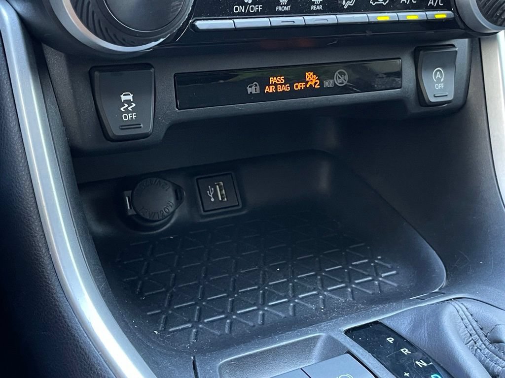 Used 2025 Toyota RAV4 LE FWD image 20