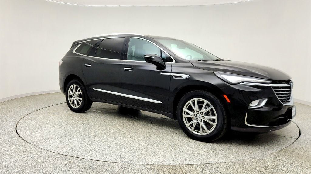 Used 2023 Buick Enclave Essence w/ Experience Buick Package AWD/4WD image 3