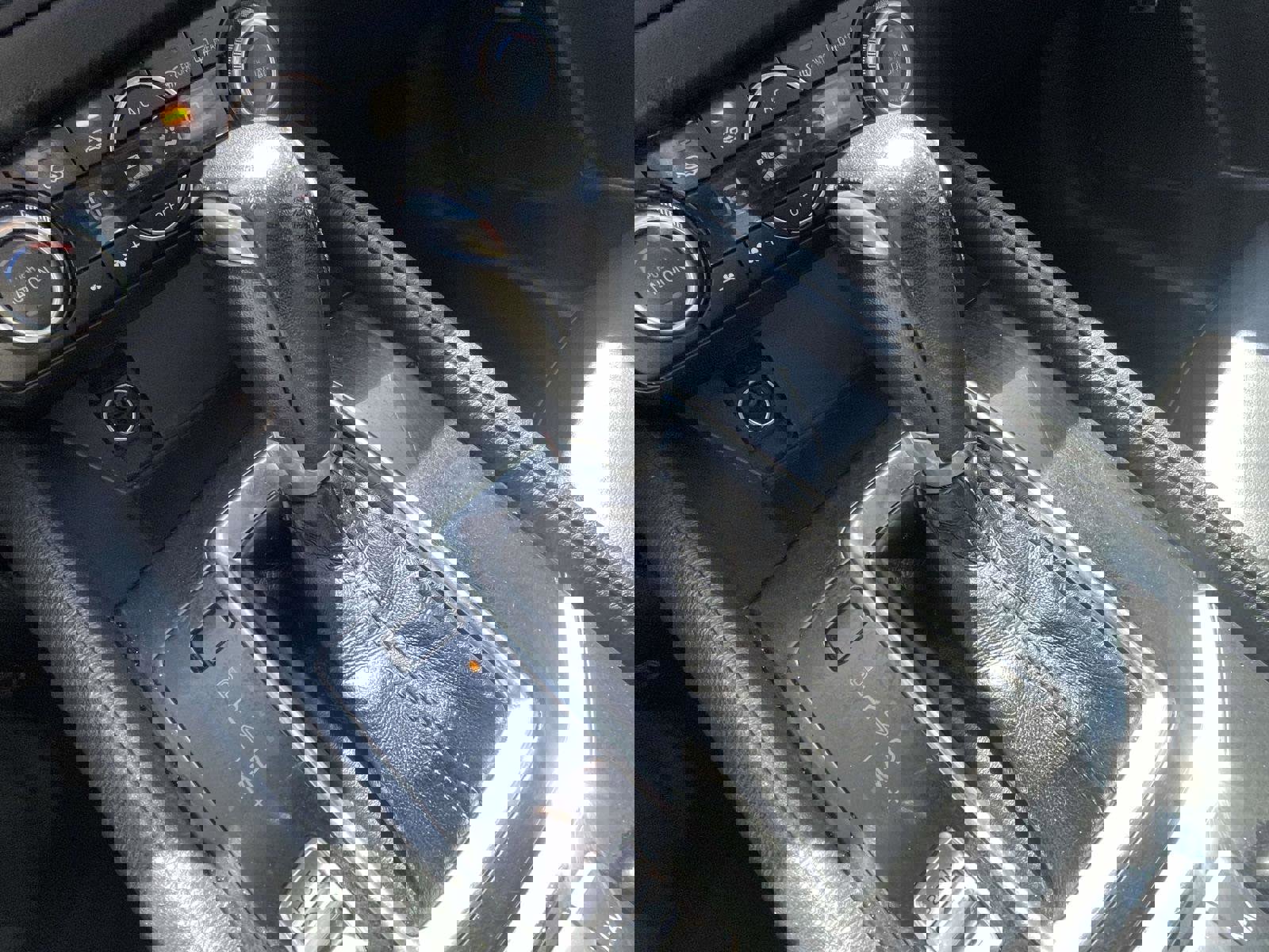 Used 2018 MAZDA CX-5 Touring w/ Preferred Equipment Package image 31