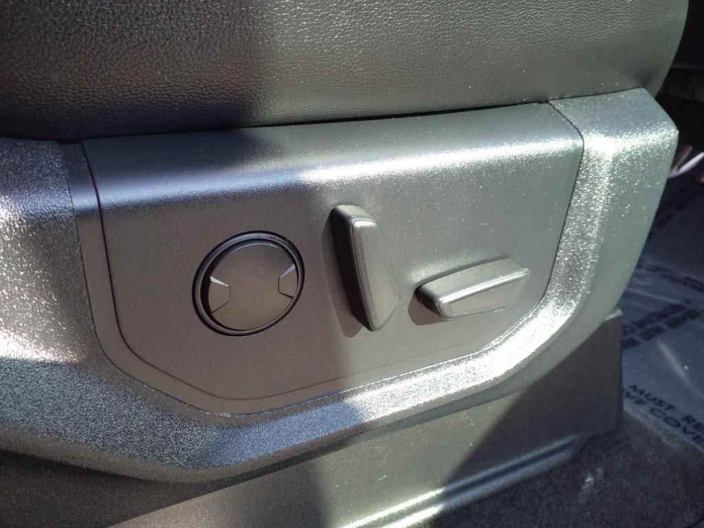 Used 2020 Ford F150 Lariat AWD/4WD image 12