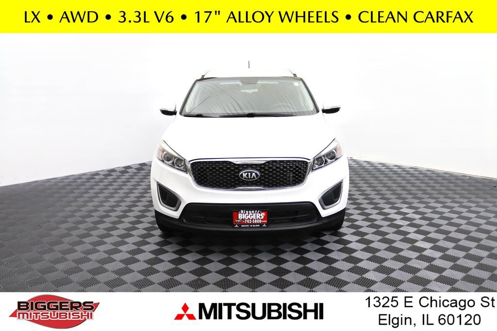 Used 2017 Kia Sorento AWD image 2