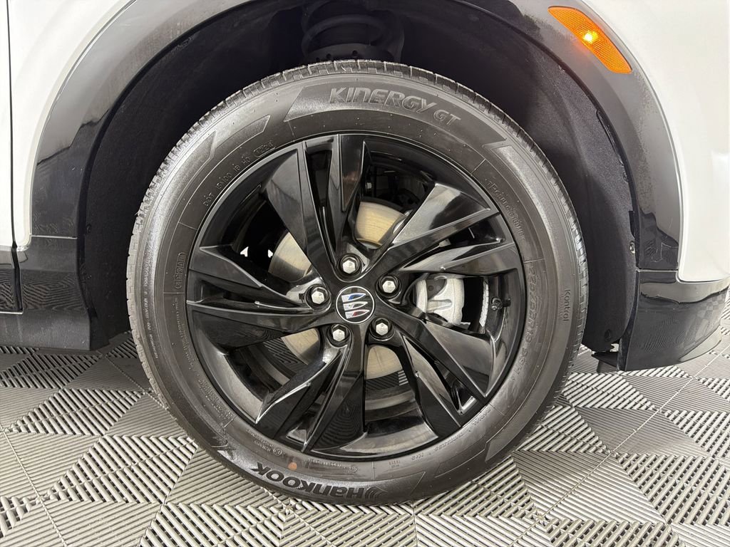 Used 2024 Buick Encore GX Sport Touring image 10