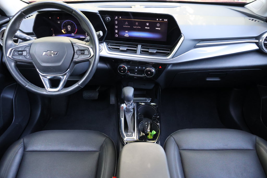 Used 2024 Chevrolet Trax ACTIV w/ Sunroof Package FWD image 15