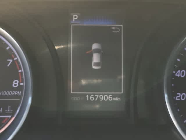 Used 2020 Toyota Camry SE w/ Carpet Mat Package FWD image 19