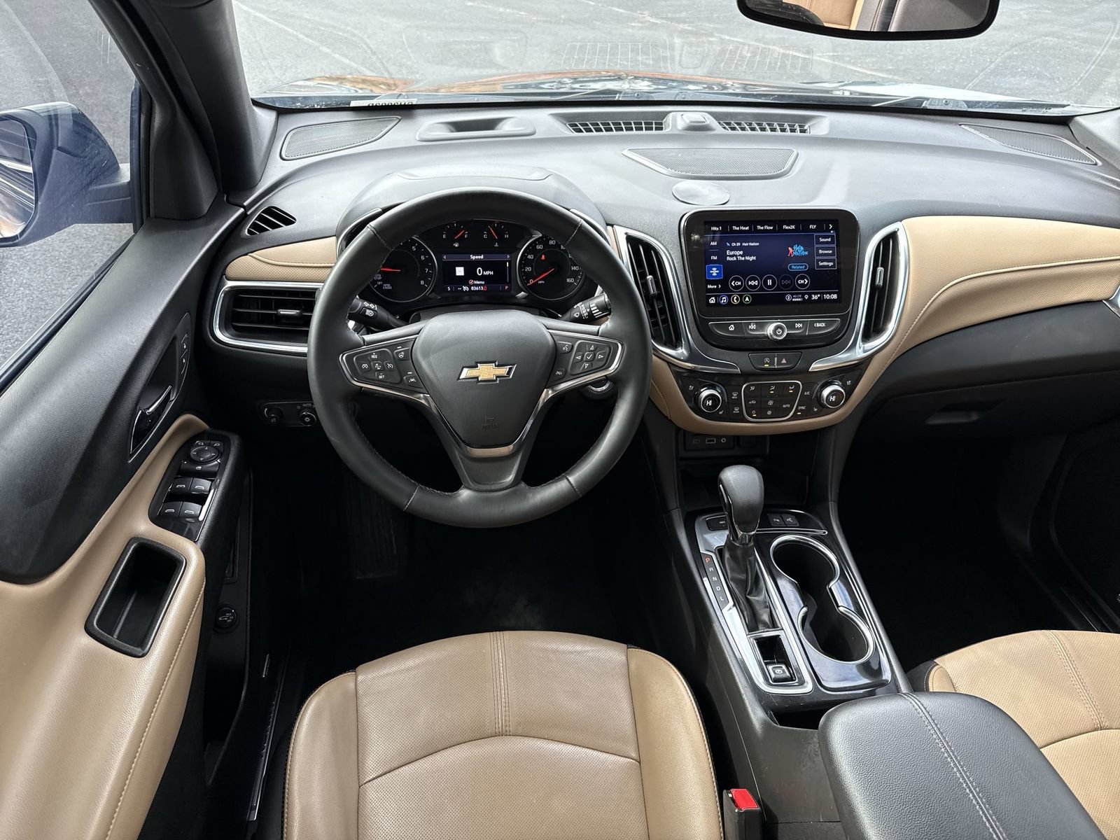 Used 2023 Chevrolet Equinox Premier AWD/4WD image 16