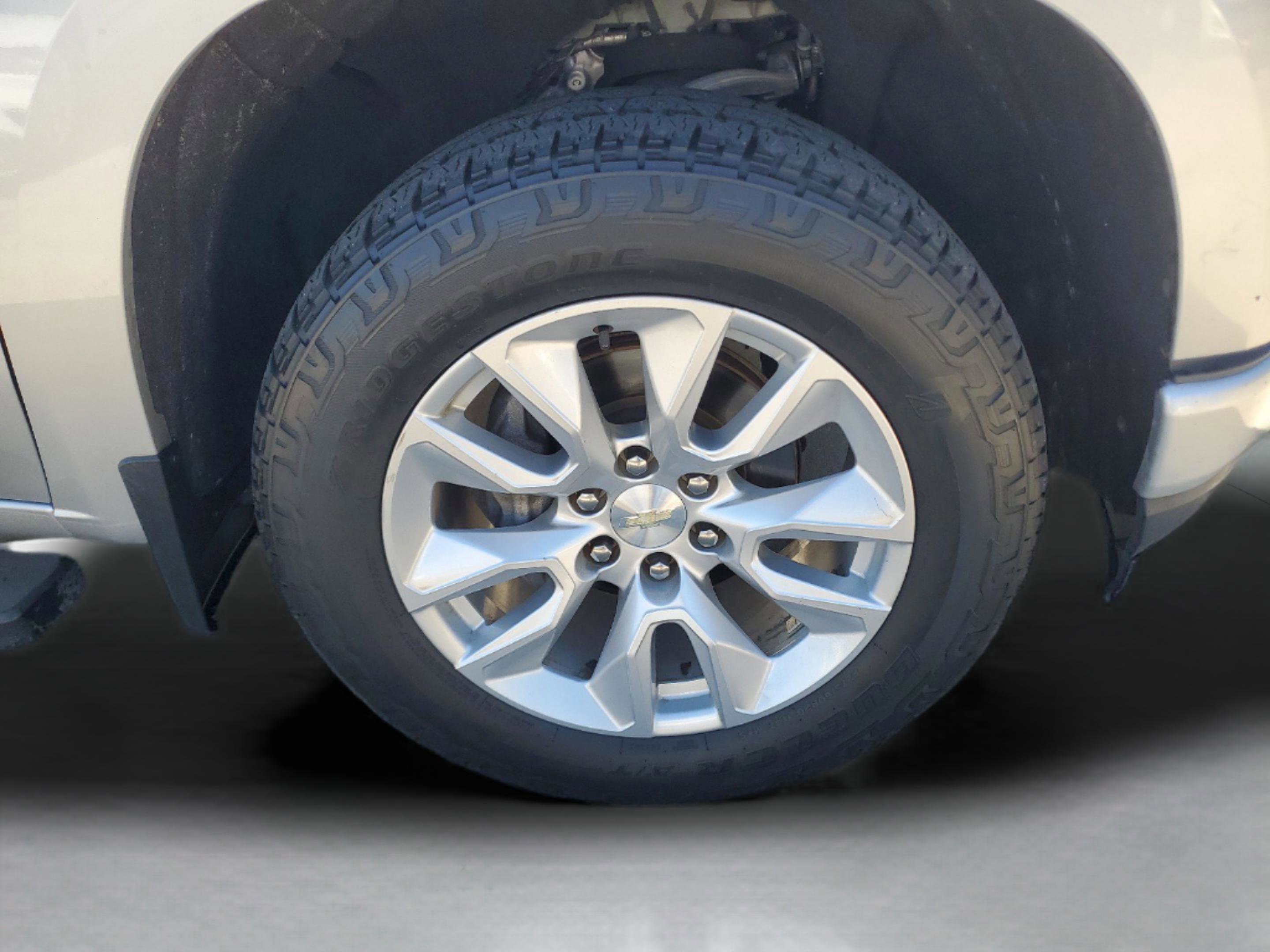 Used 2020 Chevrolet Silverado 1500 Custom w/ Custom Value Package image 31