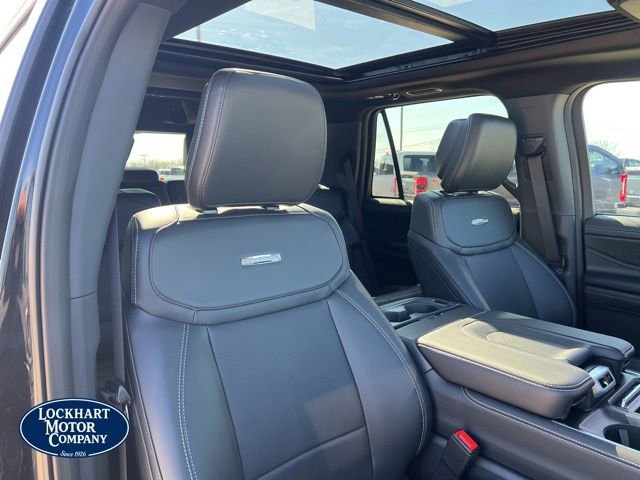New 2026 Ford Expedition Platinum w/ Stealth Appearance Package image 26