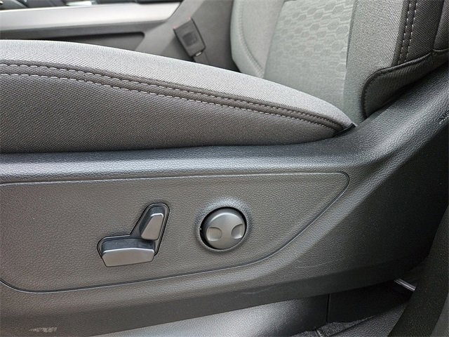New 2026 RAM 1500 4x4 Crew Cab image 13