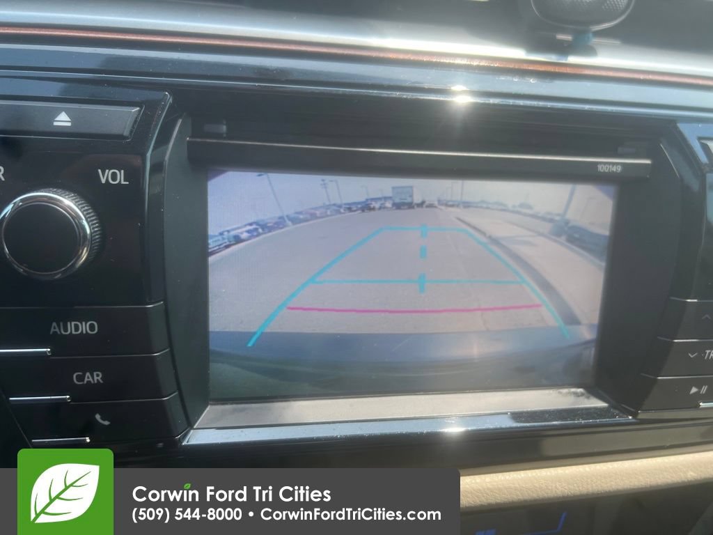 Used 2015 Toyota Corolla LE FWD video 2