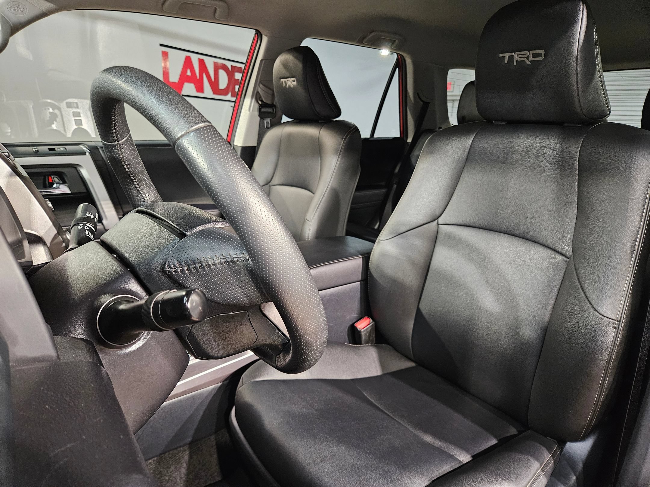 Used 2024 Toyota 4Runner TRD Sport w/ Technology Package AWD/4WD image 23