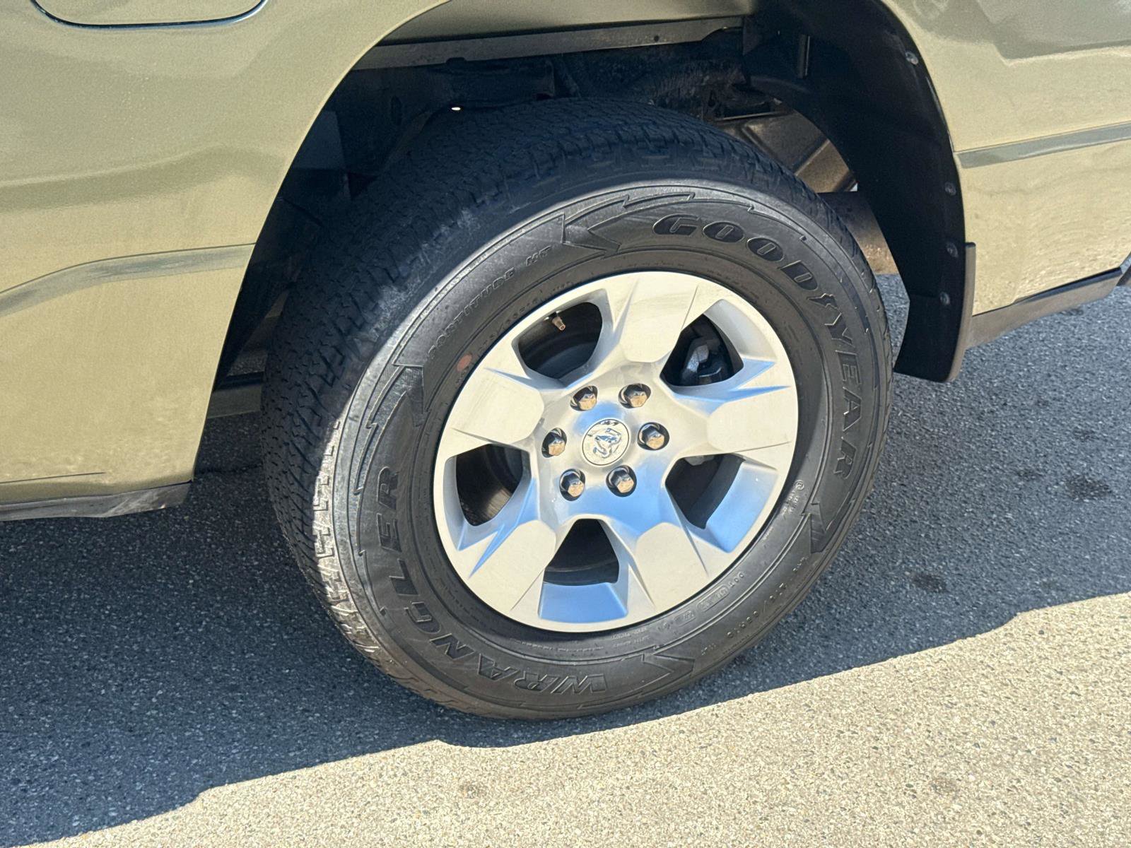 Used 2021 RAM 1500 Big Horn image 30