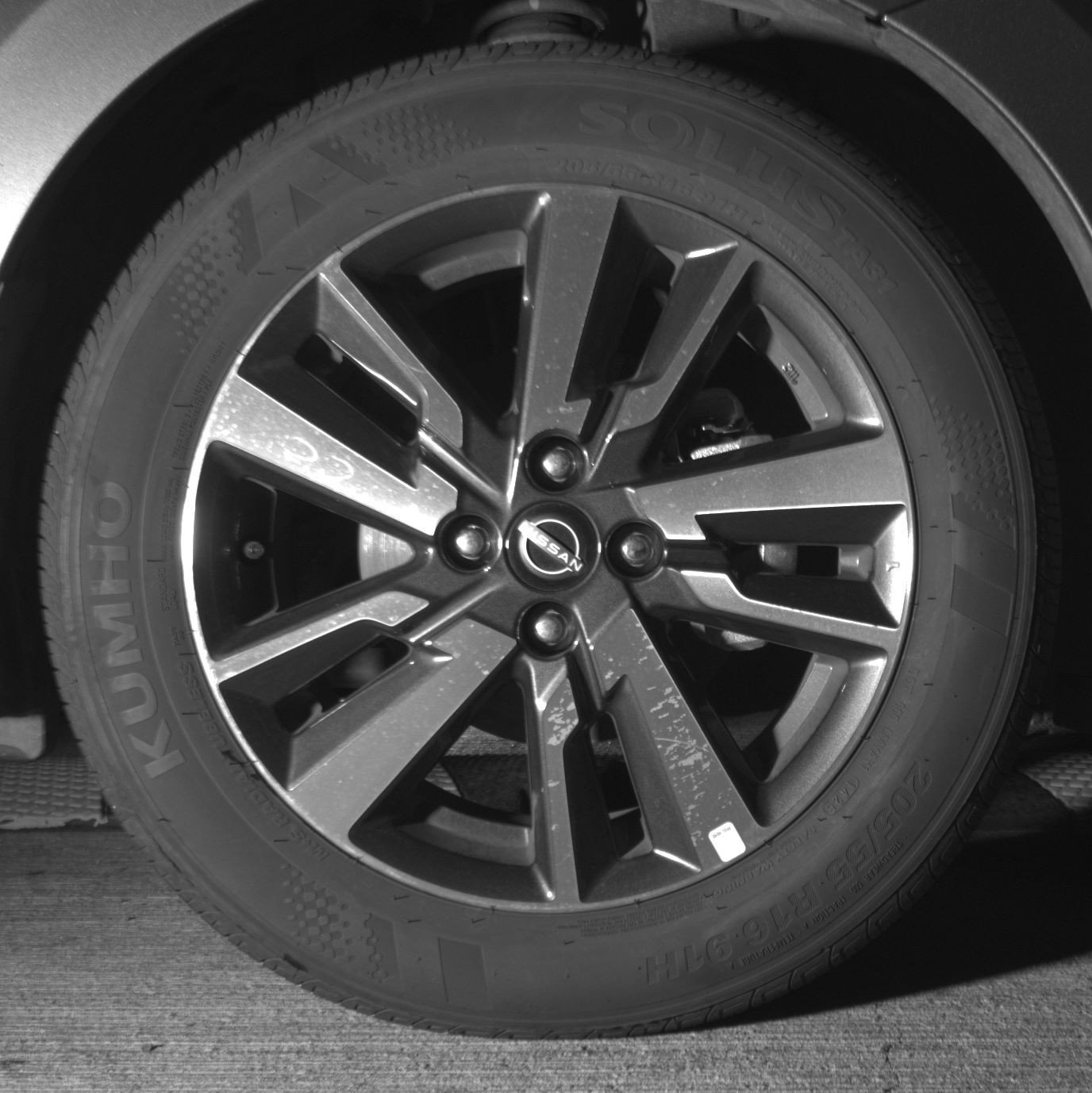 Used 2025 Nissan Versa SV image 13