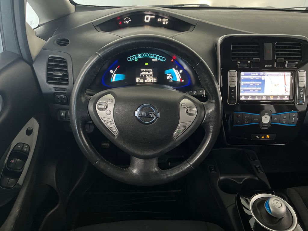 Used 2017 Nissan Leaf SV image 31