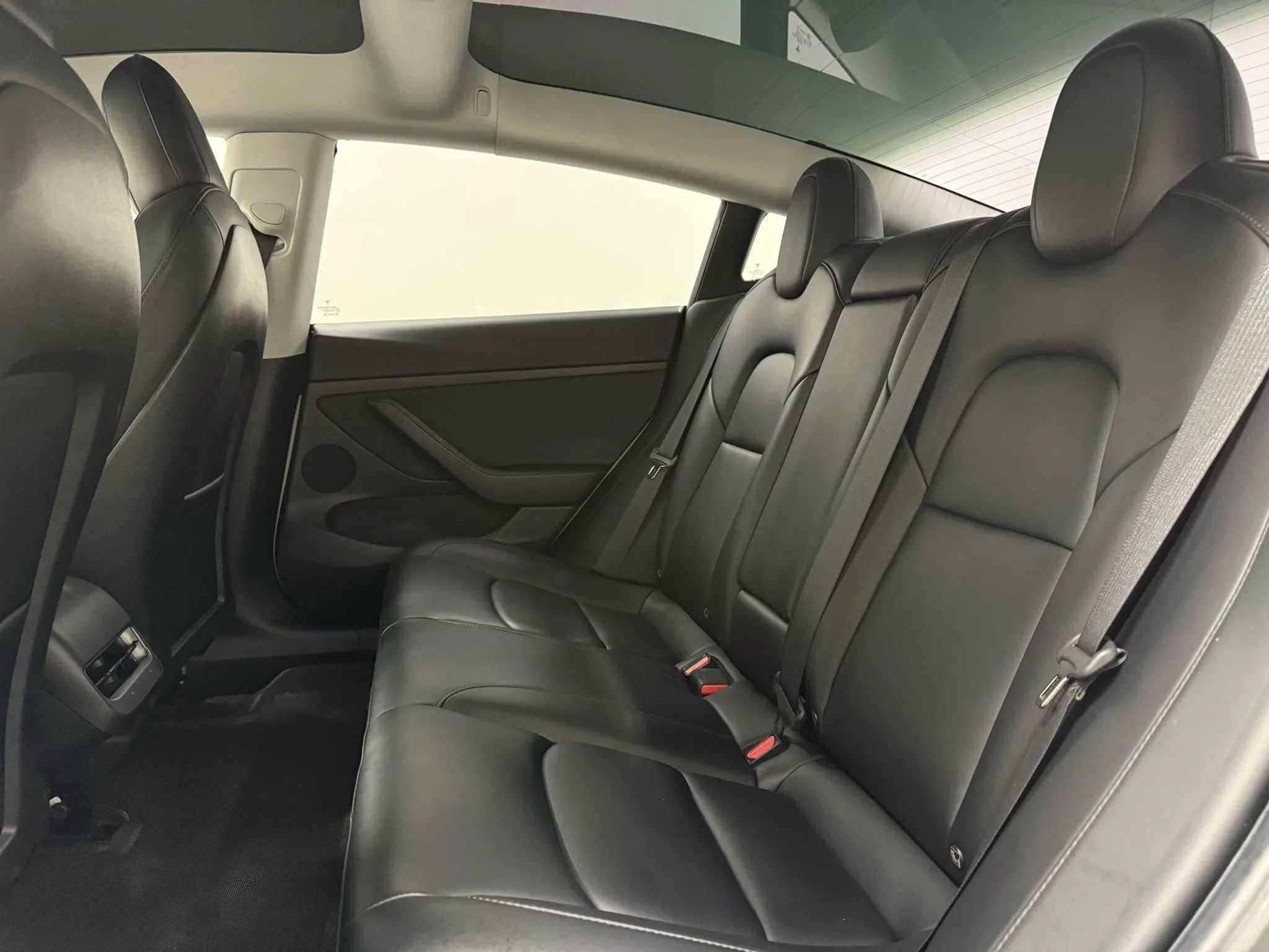 Used 2022 Tesla Model 3 Long Range image 13