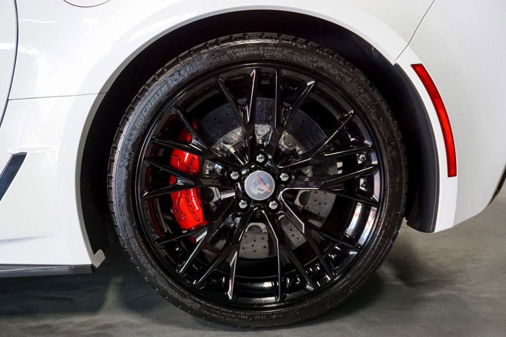 Used 2019 Chevrolet Corvette Z06 w/ Z07 Performance Package image 48
