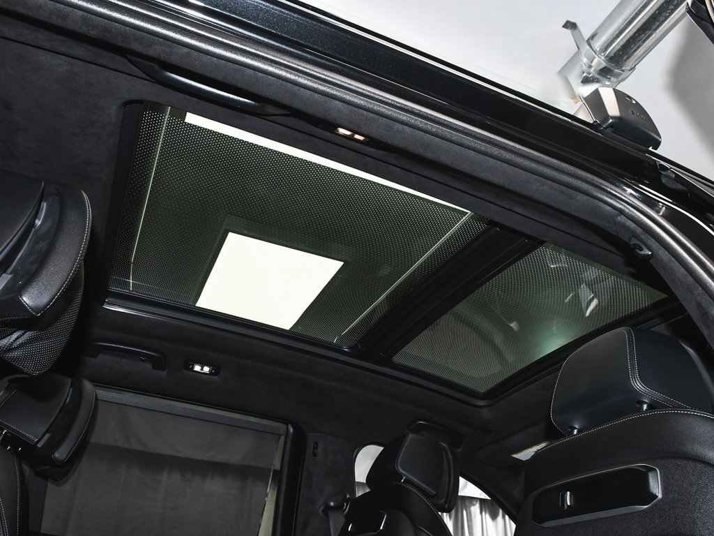 Used 2024 BMW X7 xDrive40i w/ Executive Package image 75