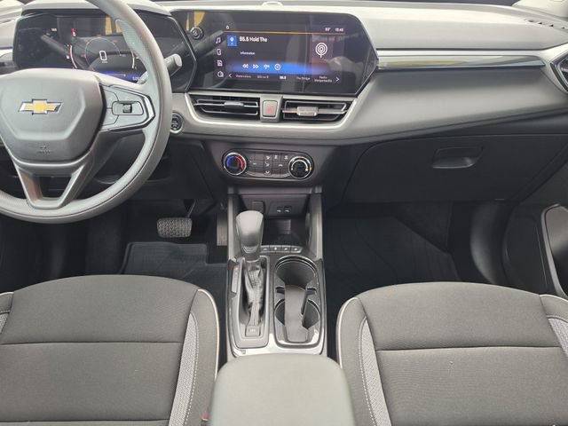 Used 2025 Chevrolet TrailBlazer LS w/ LS Convenience Package FWD image 15