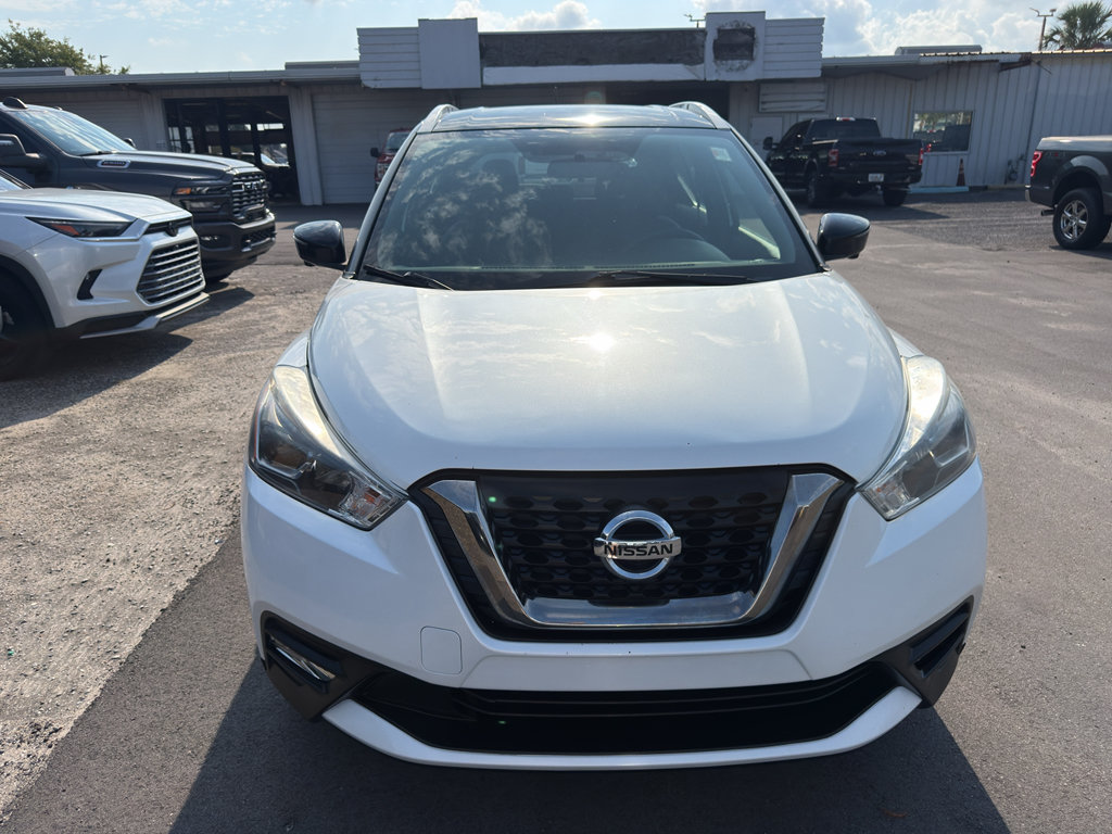 Used 2018 Nissan Kicks SR FWD image 6