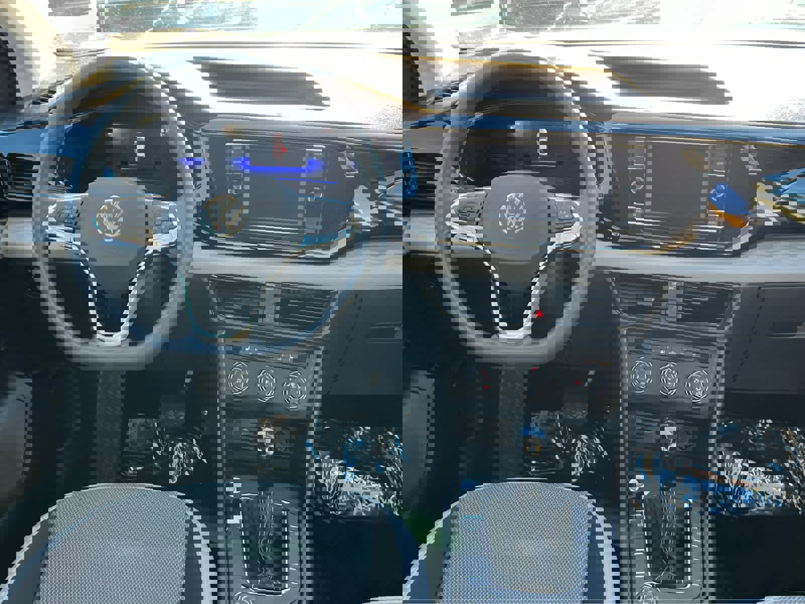 Used 2022 Volkswagen Taos S image 20