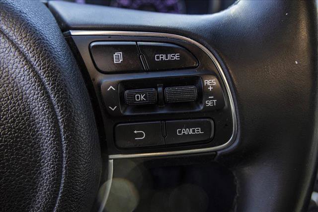 Used 2017 Kia Optima LX w/ Technology Package image 16