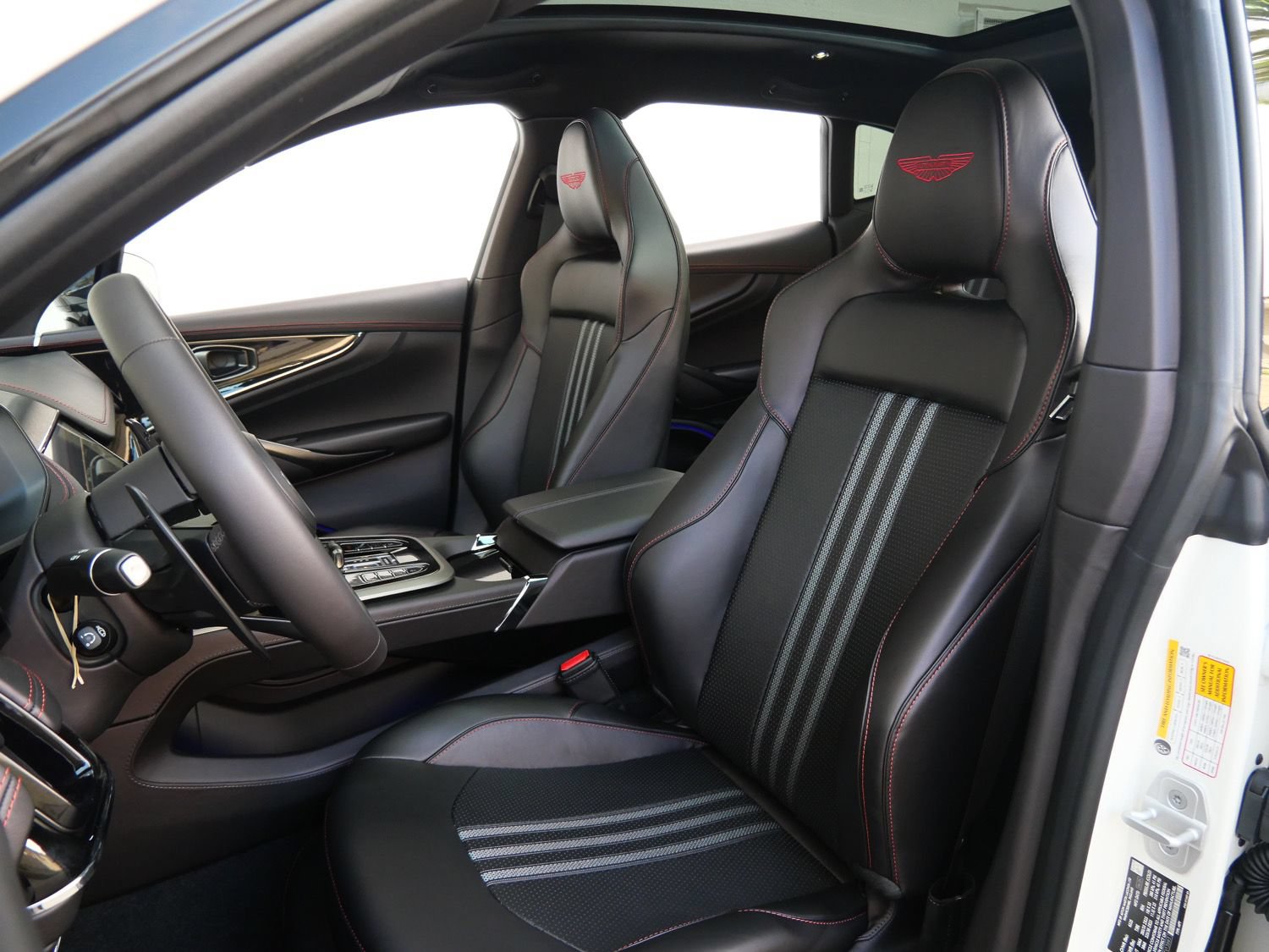 New 2026 Aston Martin DBX 707 AWD/4WD image 15