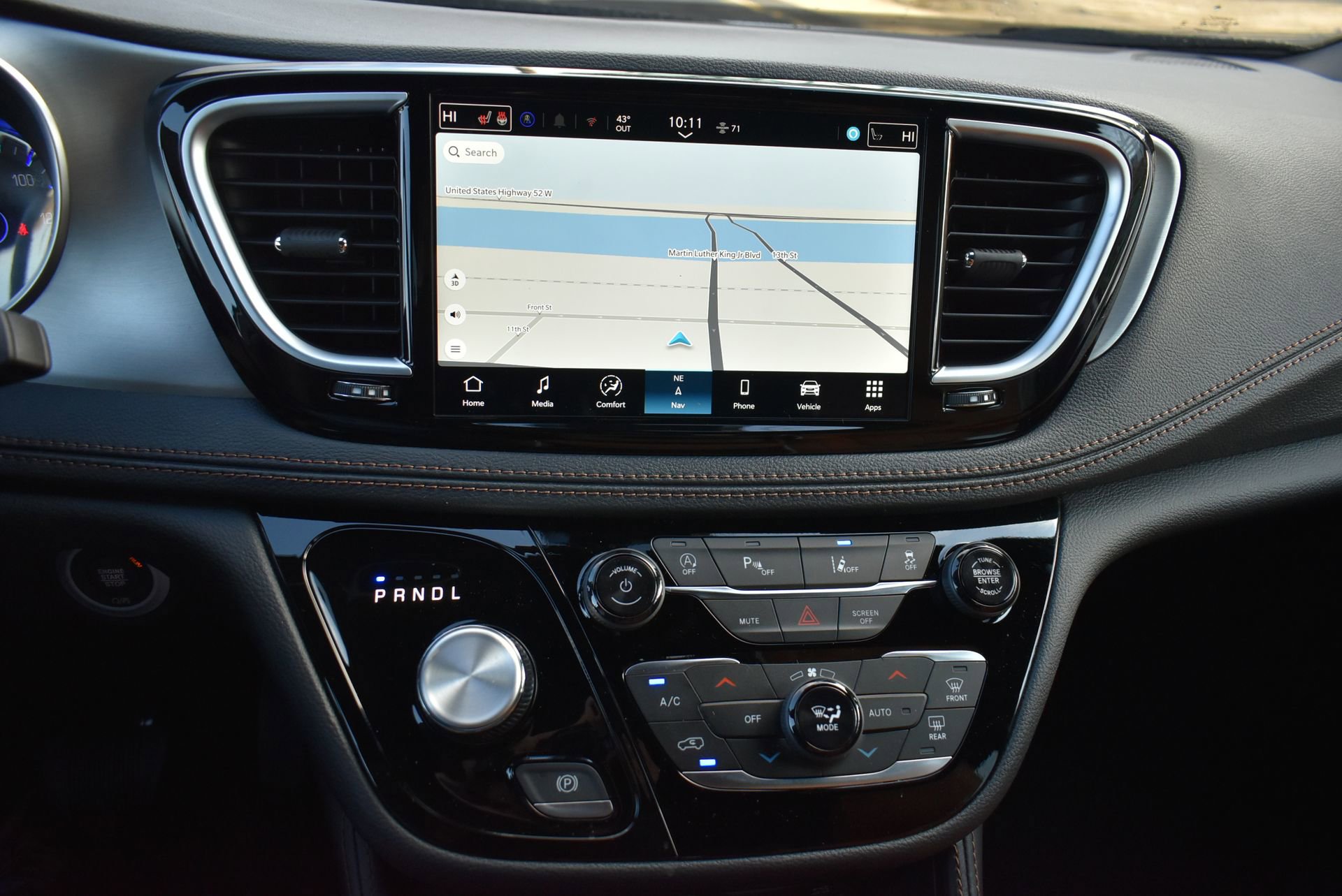 New 2026 Chrysler Pacifica Pinnacle image 31